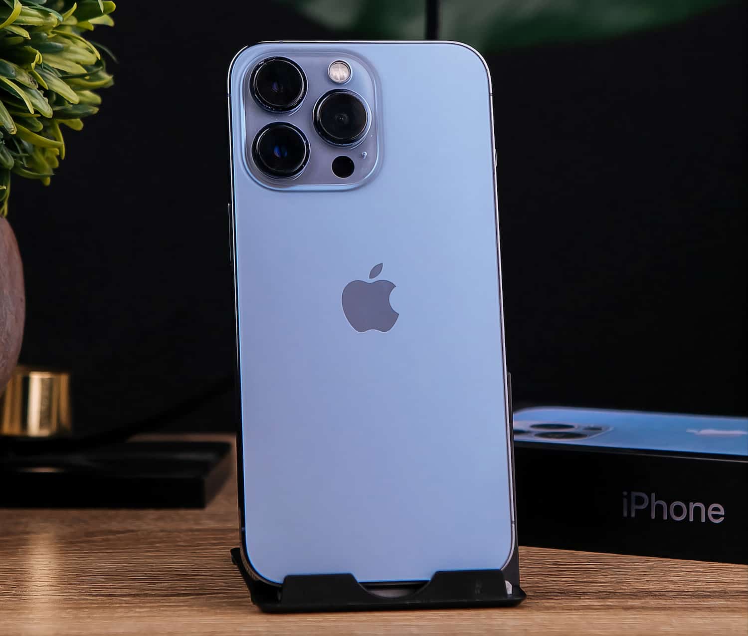 ᐈ б/у iPhone 13 Pro 256GB Alpine Green (MNDU3) — купити в Україні